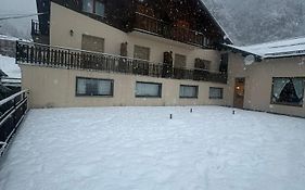 Miravalle Supersport Hotel